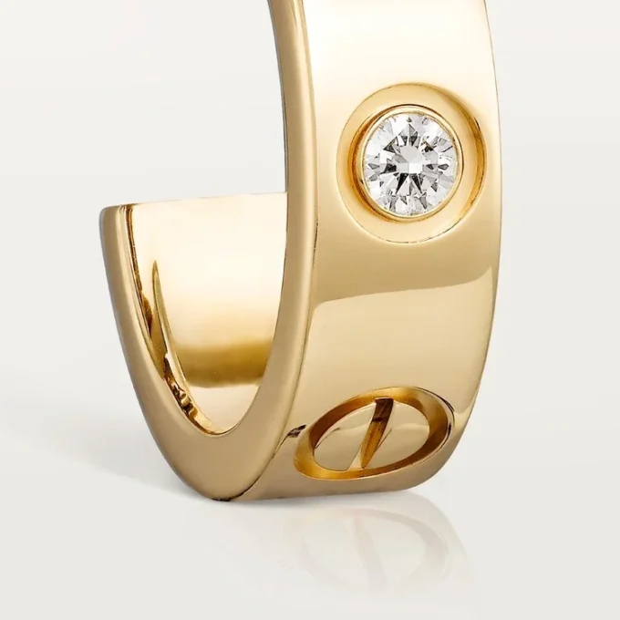 B8022900-Love-Øreringe-2-Diamanter B8022900-Love-Øreringe-2-Diamanter