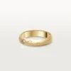C De Cartier vielsesring, 4 mm bred, 1 diamant C De Cartier vielsesring, 4 mm bred, 1 diamant