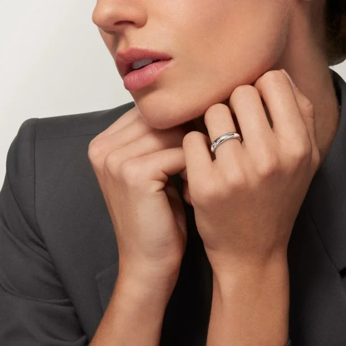 C De Cartier vielsesring, 4 mm bred, 1 diamant