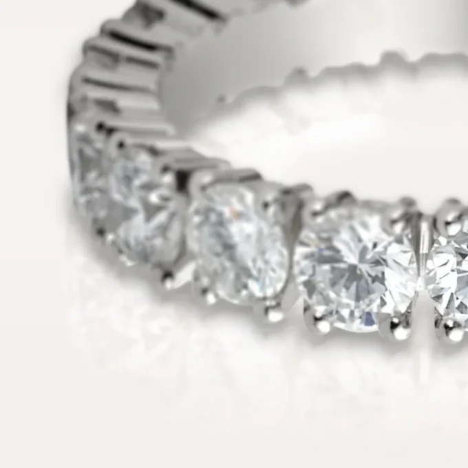 Cartier Destinee vielsesring, 4,1 mm bred, pavé