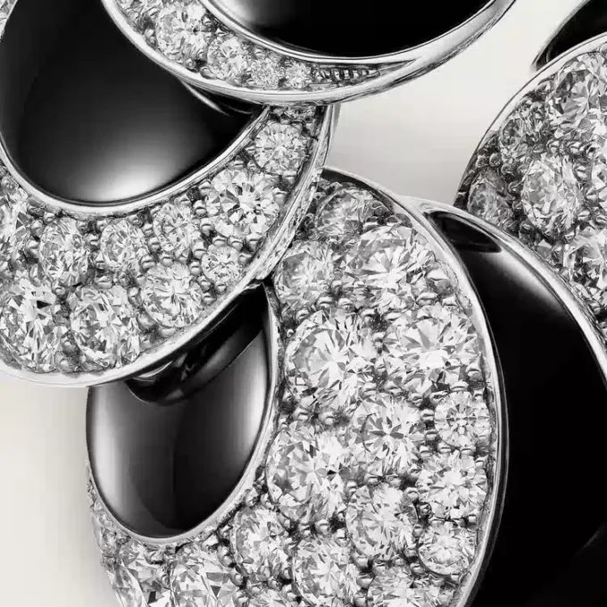 Cartier Libre Polymorph-ring, onyx, transformérbar Cartier Libre Polymorph-ring, onyx, transformérbar