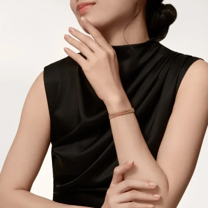 Clash De Cartier armbånd, fleksibelt, dobbeltradet Clash De Cartier armbånd, fleksibelt, dobbeltradet