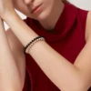 Clash De Cartier-armbånd, fleksibelt, onyx, ekstra stort model, diamanter Clash De Cartier-armbånd, fleksibelt, onyx, ekstra stort model, diamanter