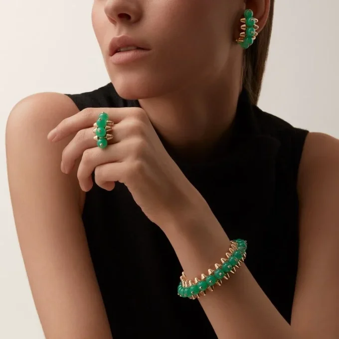 Clash De Cartier enkeltørering, krysopras, ekstra stor model Clash De Cartier enkeltørering, krysopras, ekstra stor model