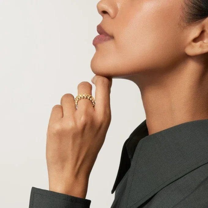 Clash De Cartier-ring, mellemstørrelse Clash De Cartier-ring, mellemstørrelse