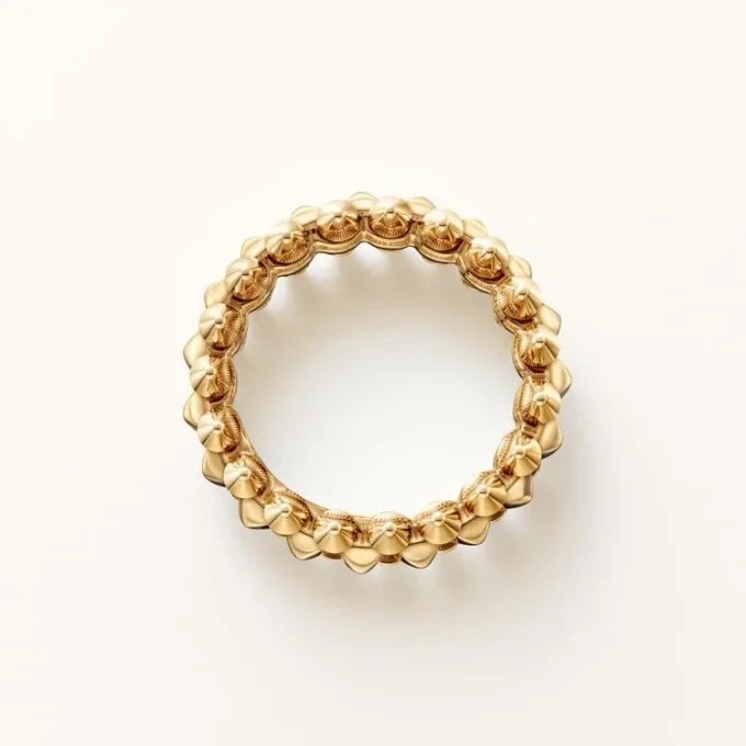 Clash De Cartier-ring, mellemstørrelse Clash De Cartier-ring, mellemstørrelse