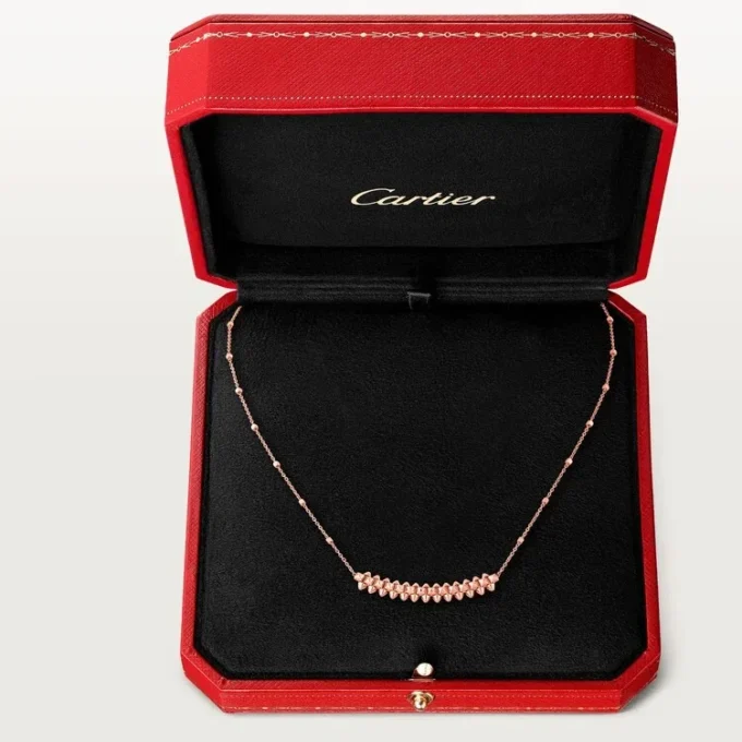 Clash De Cartier vedhængshalskæde – rosaguld, lille | Cartier Us Clash De Cartier vedhængshalskæde – rosaguld, lille | Cartier Us