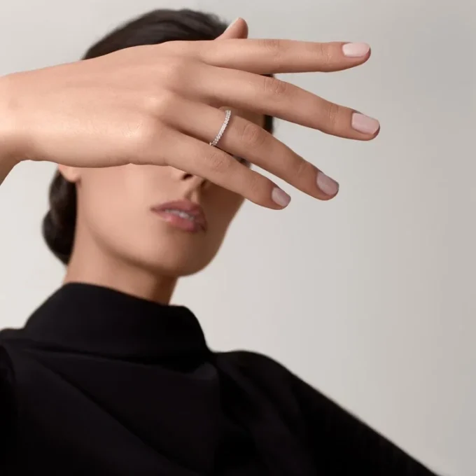 Etincelle De Cartier vielsesring – platin, diamanter – Cartier Etincelle De Cartier vielsesring – platin, diamanter – Cartier