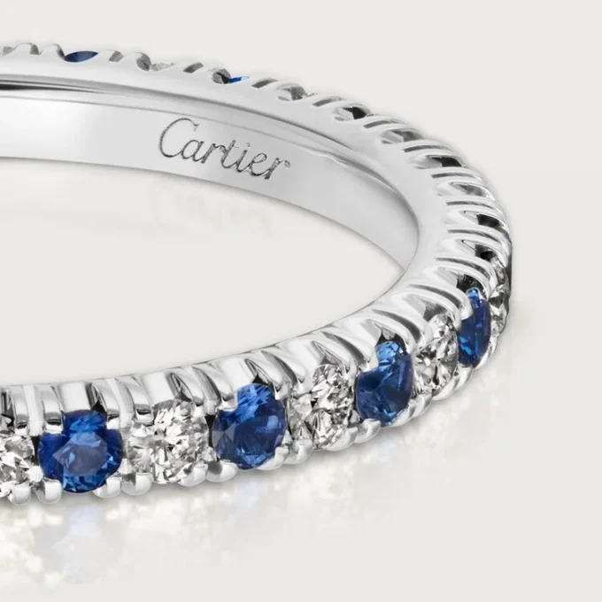 Etincelle De Cartier vielsesring – platin, safirer, diamanter – Cartier