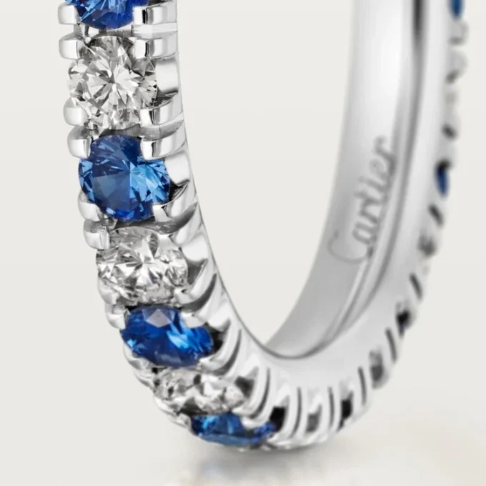 Etincelle De Cartier vielsesring – platin, safirer, diamanter – Cartier