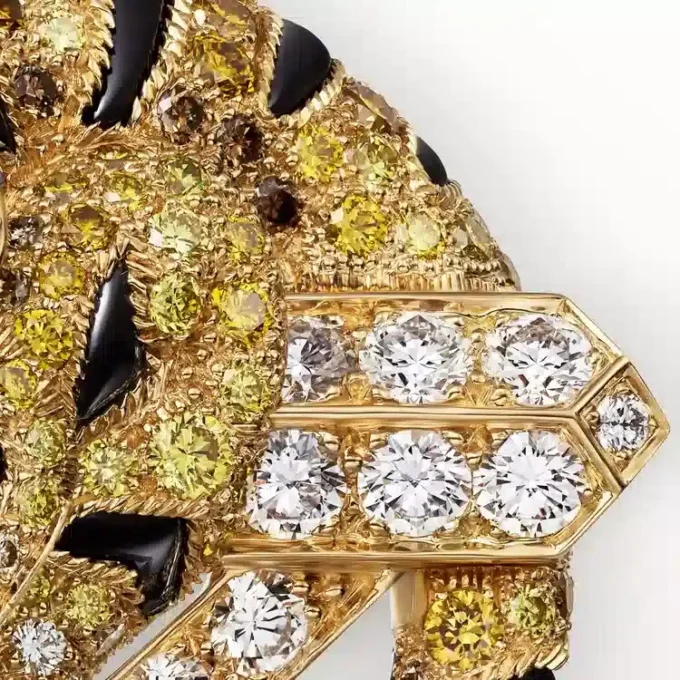 Faune Et Flore De Cartier-broche, gule, orange og brune diamanter, pavé Faune Et Flore De Cartier-broche, gule, orange og brune diamanter, pavé