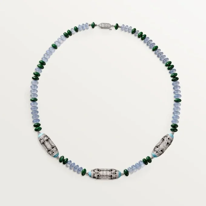 High Jewelry halskæde – hvidguld, chalcedon, skarn, turkis, sort lak, diamanter – Cartier High Jewelry halskæde – hvidguld, chalcedon, skarn, turkis, sort lak, diamanter – Cartier