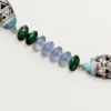 High Jewelry halskæde – hvidguld, chalcedon, skarn, turkis, sort lak, diamanter – Cartier High Jewelry halskæde – hvidguld, chalcedon, skarn, turkis, sort lak, diamanter – Cartier
