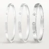 Love-armbånd, klassisk model Love-armbånd, klassisk model