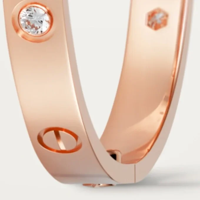 Love-armbånd, klassisk model, 4 diamanter Love-armbånd, klassisk model, 4 diamanter