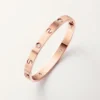 Love-armbånd, klassisk model, børstet, 4 diamanter Love-armbånd, klassisk model, børstet, 4 diamanter