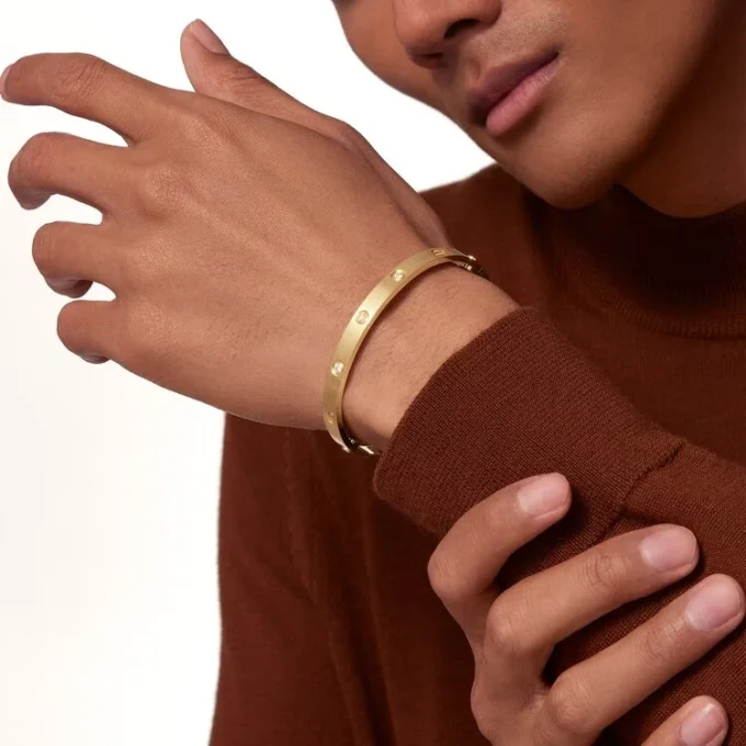 Love-armbånd, klassisk model, børstet, 4 diamanter Love-armbånd, klassisk model, børstet, 4 diamanter