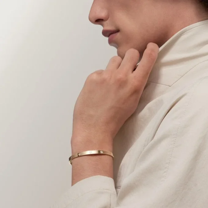 Love-armbånd, mellemstort model, 4 diamanter Love-armbånd, mellemstort model, 4 diamanter