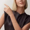 Love-armbånd, på kæde, pavé Love-armbånd, på kæde, pavé