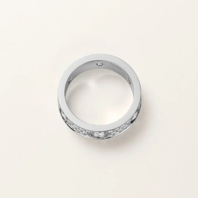 Love-ring, klassisk model, pavé, 6 diamanter Love-ring, klassisk model, pavé, 6 diamanter