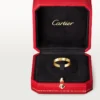 Love vielsesring i gult guld, lille model | Cartier Us Love vielsesring i gult guld, lille model | Cartier Us
