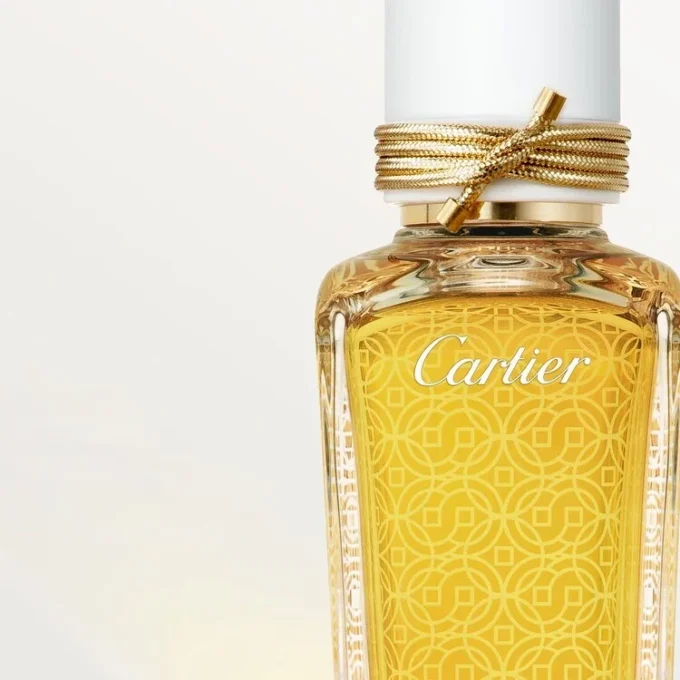 Oud & Pink Parfume – Les Heures Voyageuses | Cartier Oud & Pink Parfume – Les Heures Voyageuses | Cartier