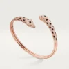 Panthere De Cartier armbånd, lille model, halvbelagt Panthere De Cartier armbånd, lille model, halvbelagt