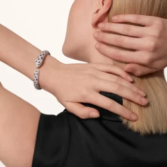 Panthere De Cartier-armbånd, mellemstor model, pavé