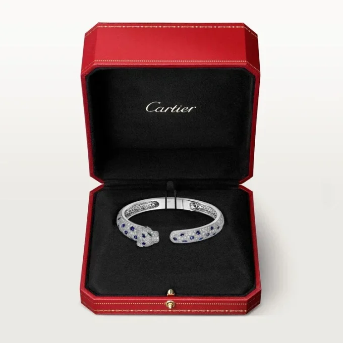 Panthere De Cartier-armbånd, mellemstor model, pavé Panthere De Cartier-armbånd, mellemstor model, pavé