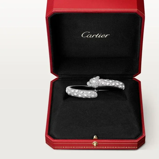 Panthere De Cartier armbånd, sort lak, pavé Panthere De Cartier armbånd, sort lak, pavé