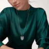 Panthere De Cartier halskæde – hvidguld, smaragder, diamanter, onyx – Cartier Panthere De Cartier halskæde – hvidguld, smaragder, diamanter, onyx – Cartier