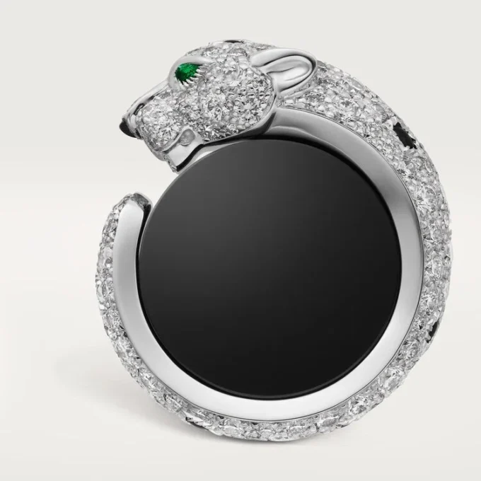Panthere De Cartier manchetknapper – rhodineret hvidguld, diamanter, smaragder, onyx – Cartier Panthere De Cartier manchetknapper – rhodineret hvidguld, diamanter, smaragder, onyx – Cartier