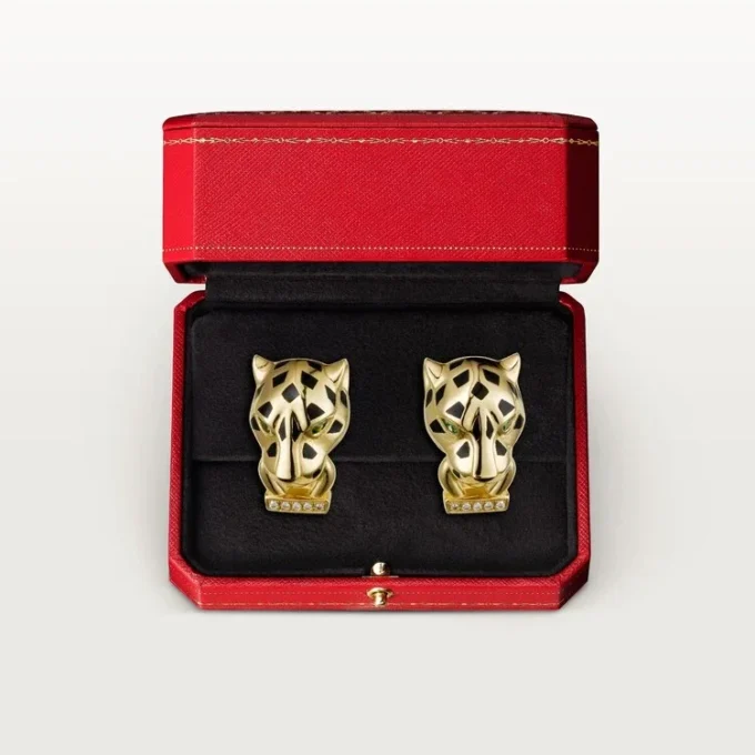 Panthere De Cartier øreringe – gult guld, lak, diamanter, tsavorit-granater, onyx – Cartier Panthere De Cartier øreringe – gult guld, lak, diamanter, tsavorit-granater, onyx – Cartier