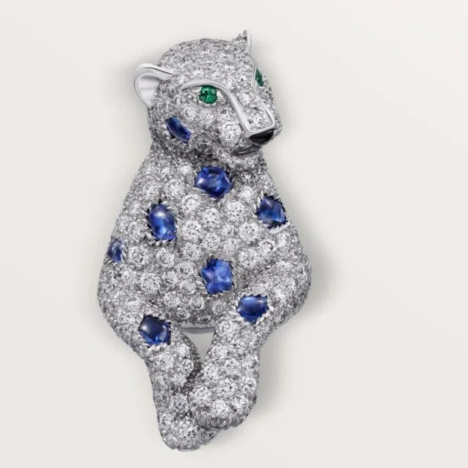 Panthere De Cartier øreringe, safirer, pavé Panthere De Cartier øreringe, safirer, pavé