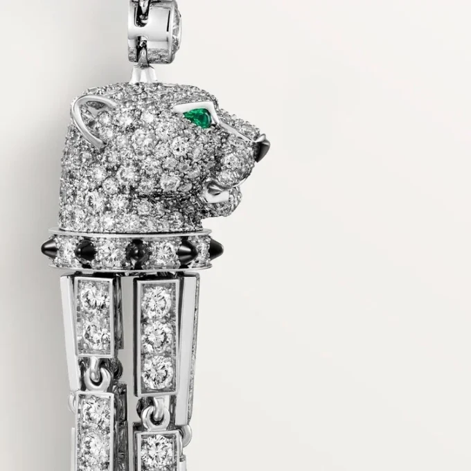 Panthere De Cartier øreringe, smaragder, pavé Panthere De Cartier øreringe, smaragder, pavé