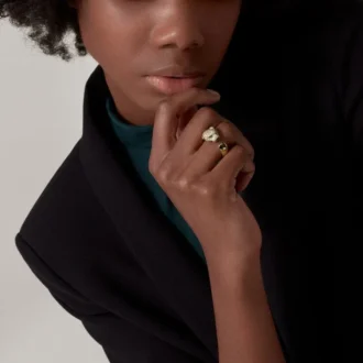 Panthere De Cartier-ring – Gult guld, diamanter, smaragder, onyx – Cartier Panthere De Cartier-ring – Gult guld, diamanter, smaragder, onyx – Cartier