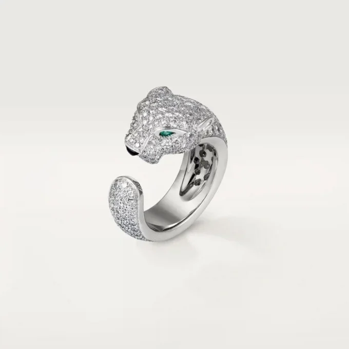 Panthere De Cartier-ring – hvidguld, diamanter, smaragder, onyx – Cartier Panthere De Cartier-ring – hvidguld, diamanter, smaragder, onyx – Cartier