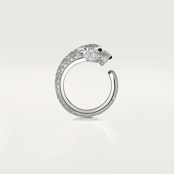 Panthere De Cartier-ring – hvidguld, diamanter, smaragder, onyx – Cartier Panthere De Cartier-ring – hvidguld, diamanter, smaragder, onyx – Cartier