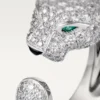 Panthere De Cartier-ring – hvidguld, diamanter, smaragder, onyx – Cartier Panthere De Cartier-ring – hvidguld, diamanter, smaragder, onyx – Cartier