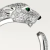 Panthere De Cartier-ring – hvidguld, diamanter, smaragder, onyx – Cartier Panthere De Cartier-ring – hvidguld, diamanter, smaragder, onyx – Cartier