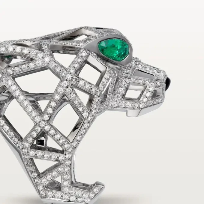 Panthere De Cartier-ring – hvidguld, smaragder, onyx, diamanter – Cartier Panthere De Cartier-ring – hvidguld, smaragder, onyx, diamanter – Cartier