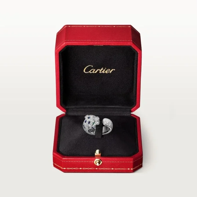 Panthere De Cartier-ring, mellemstor model, halvpavé Panthere De Cartier-ring, mellemstor model, halvpavé