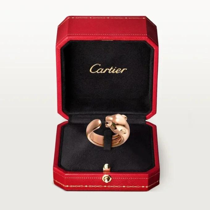 Panthere De Cartier-ring – rosa guld, tsavorit-granater, onyx – Cartier Panthere De Cartier-ring – rosa guld, tsavorit-granater, onyx – Cartier