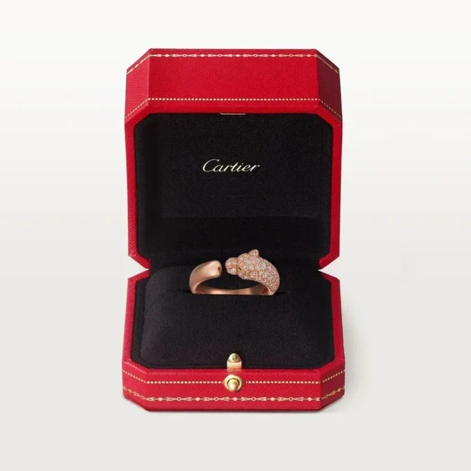 Panthere De Cartier-ring – rosaguld, onyx, smaragder, diamanter – Cartier Panthere De Cartier-ring – rosaguld, onyx, smaragder, diamanter – Cartier
