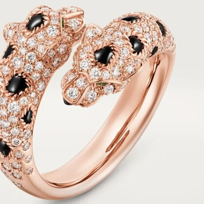 Panthere De Cartier-ring, semi-paved Panthere De Cartier-ring, semi-paved
