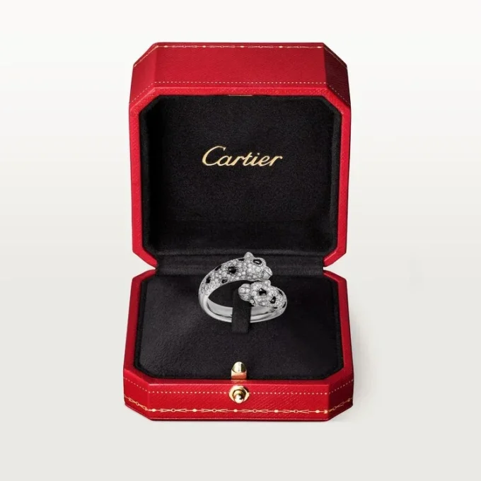 Panthere De Cartier-ring, semi-paved Panthere De Cartier-ring, semi-paved