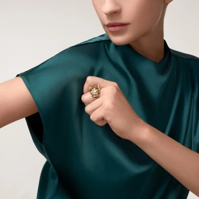 Panthere De Cartier-ring – tsavorit og gult guld | Cartier Us Panthere De Cartier-ring – tsavorit og gult guld | Cartier Us