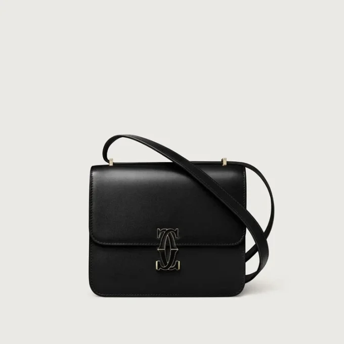 Skuldertaske, Mini, Double C De Cartier – Sort kalveskind, guld og sort emaljefinish – Cartier Skuldertaske, Mini, Double C De Cartier – Sort kalveskind, guld og sort emaljefinish – Cartier