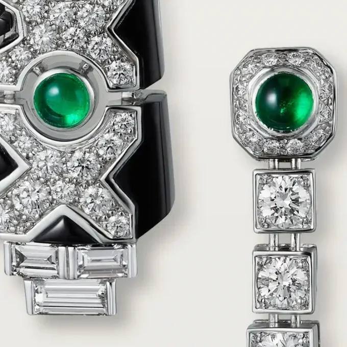 [Sur]Naturel øreringe – hvidguld, smaragder, onyx, diamanter – Cartier