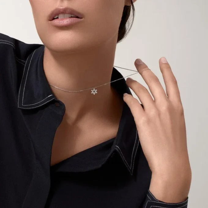 Symbolhalskæde – hvidguld, diamanter – Cartier Symbolhalskæde – hvidguld, diamanter – Cartier